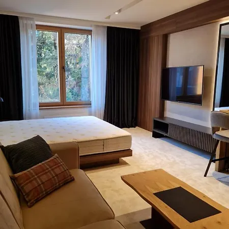 Apartment Woodside Kopaonik